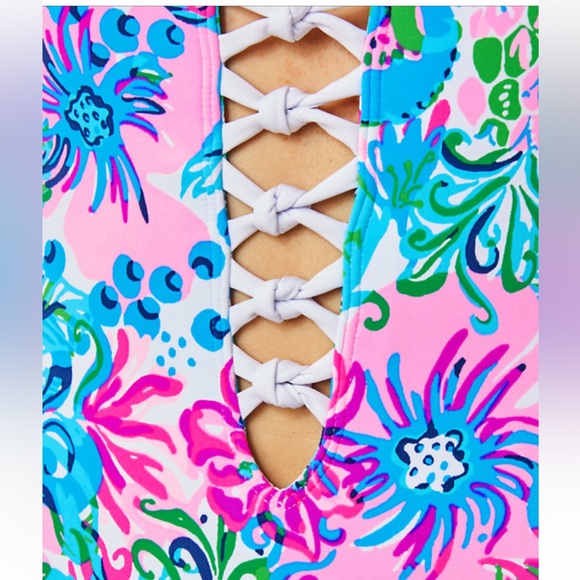 Lilly Pulitzer Isle Lattice One-Piece Swimsuit - Picture 5 of 9